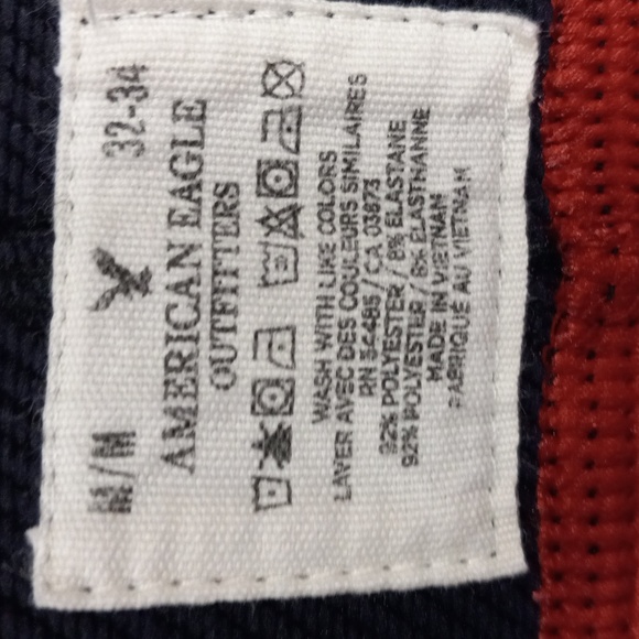 American Eagle Outfitters Santa Shorts - Picture 6 of 8